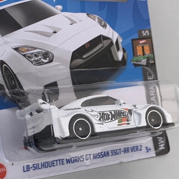 Hot Wheels Nissan 35 Gt-RR Ver 2 - Picture 4 of 4